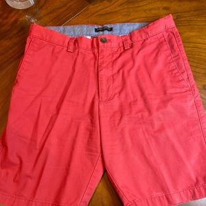 Banana Republic Factory Emerson Shorts - Melon; 33.